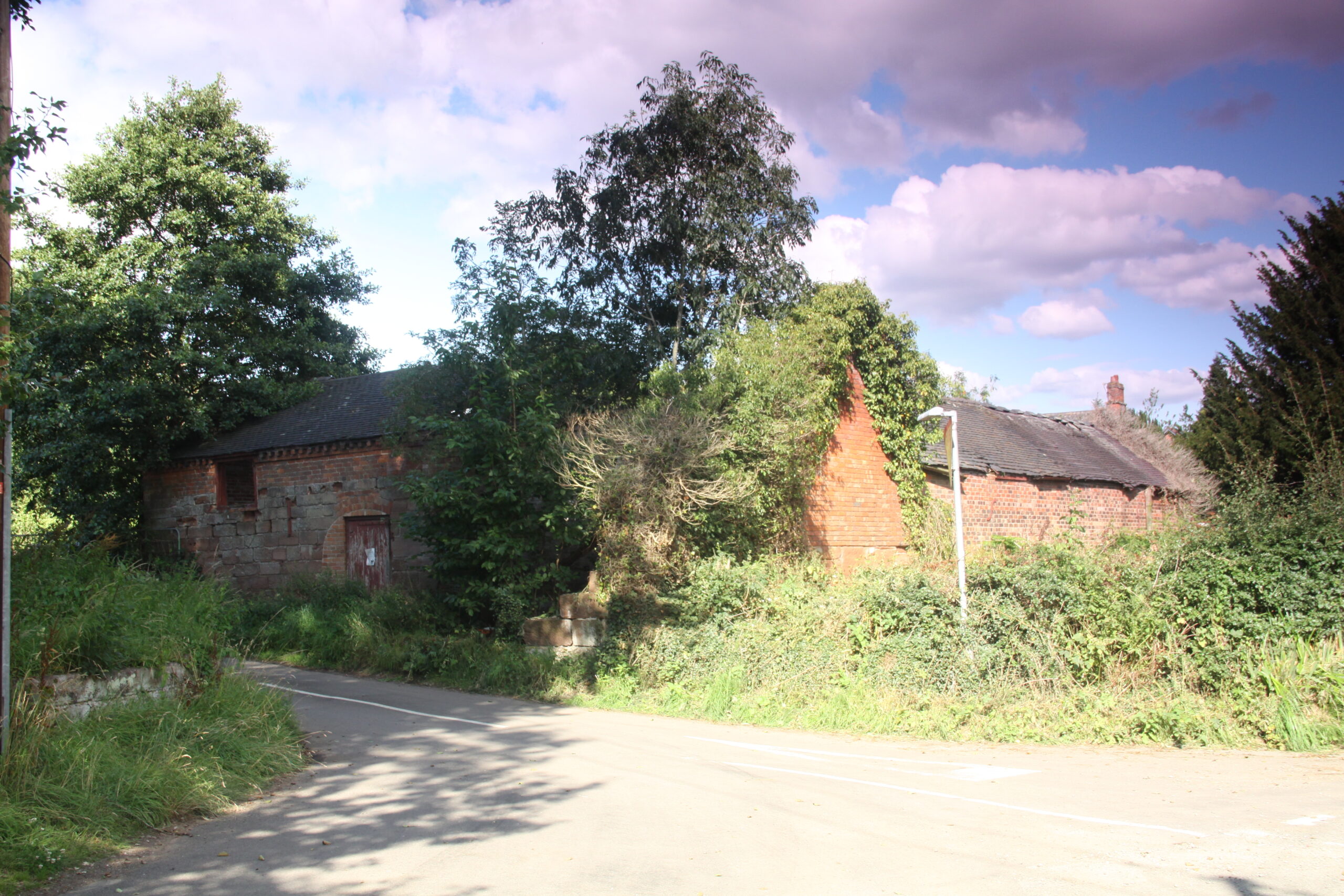 Corner Barn – Idyllic barn conversion opportunity near Eccleshall