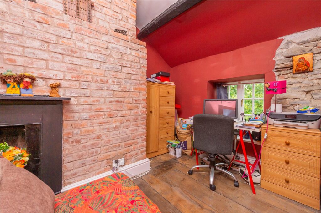 Long Mountain House, Buttington Balfours