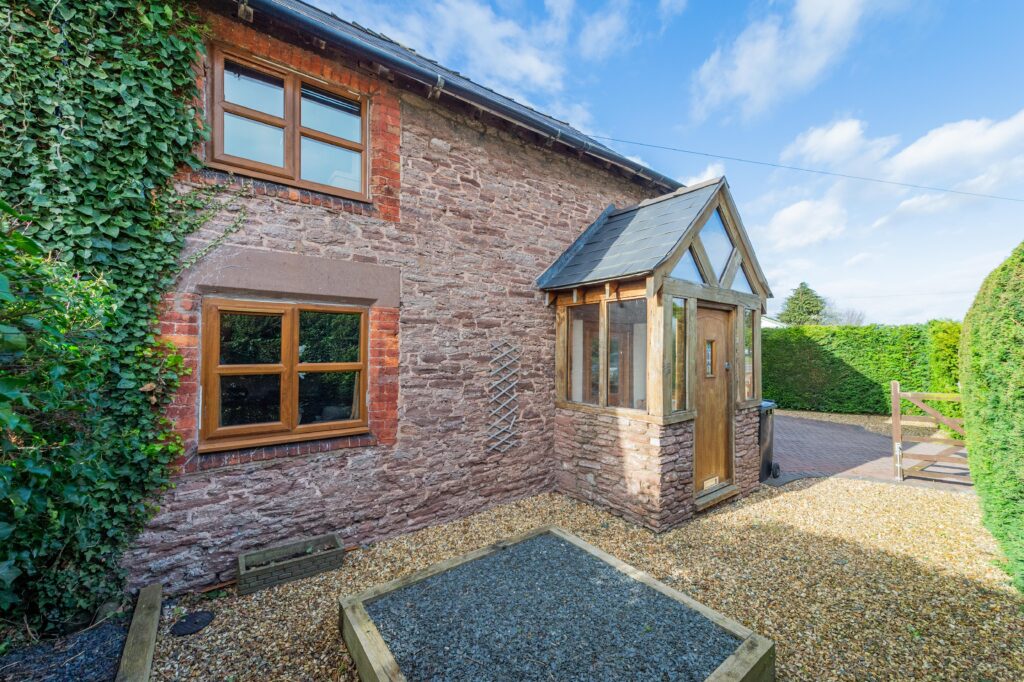 Stone cottage with studio annex