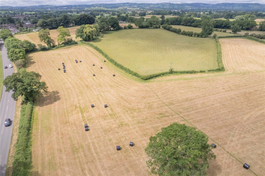 Coed Y Tye Lot 4, Whittington - Land