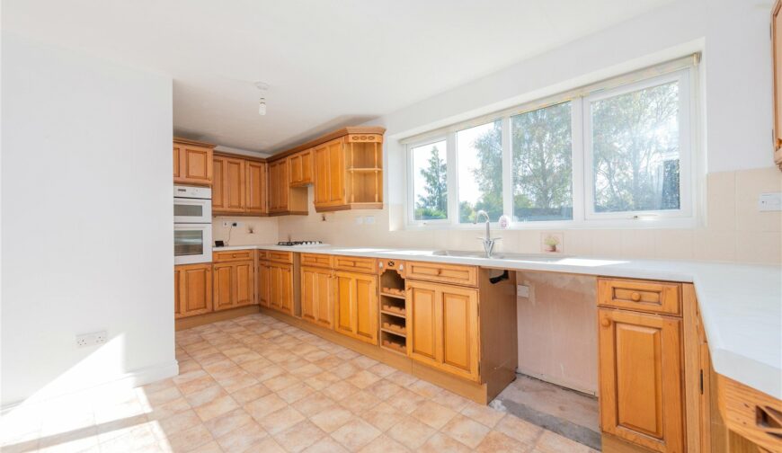 16 Highgrove Meadows - Kitchen