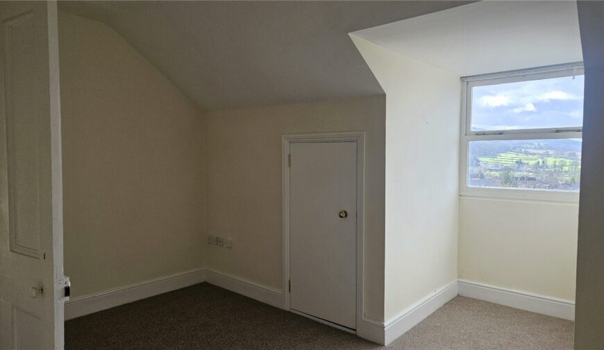 37 Gravel Hill - Picture No. 57