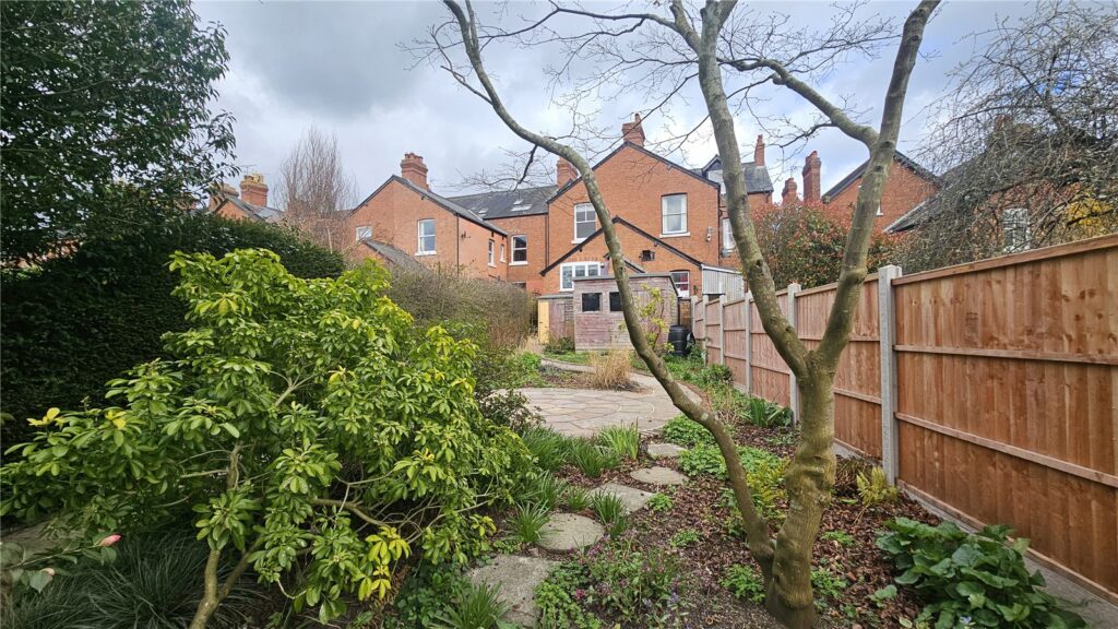 37 Gravel Hill - Picture No. 63
