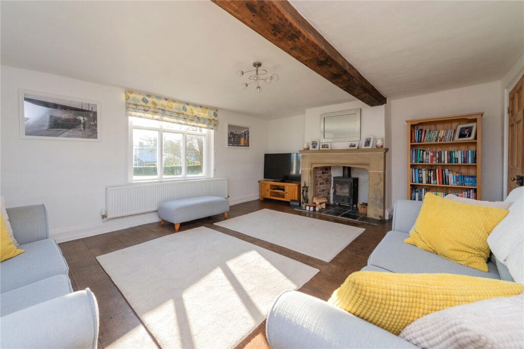 The Laurels, Church Road - 4