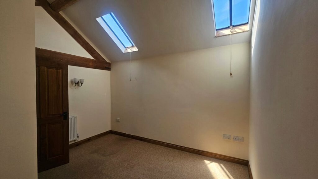 Winnow Barn, Golding - Picture No. 48
