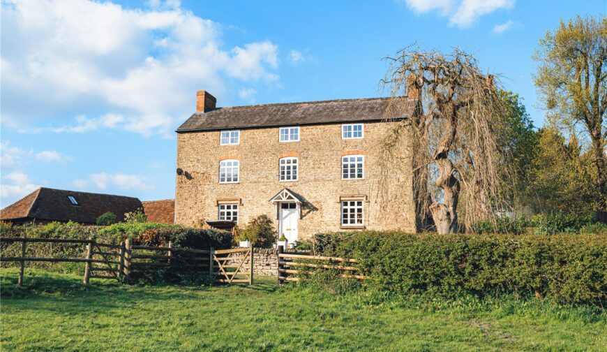 Poughnhill Farm, Caynham - Picture No. 02