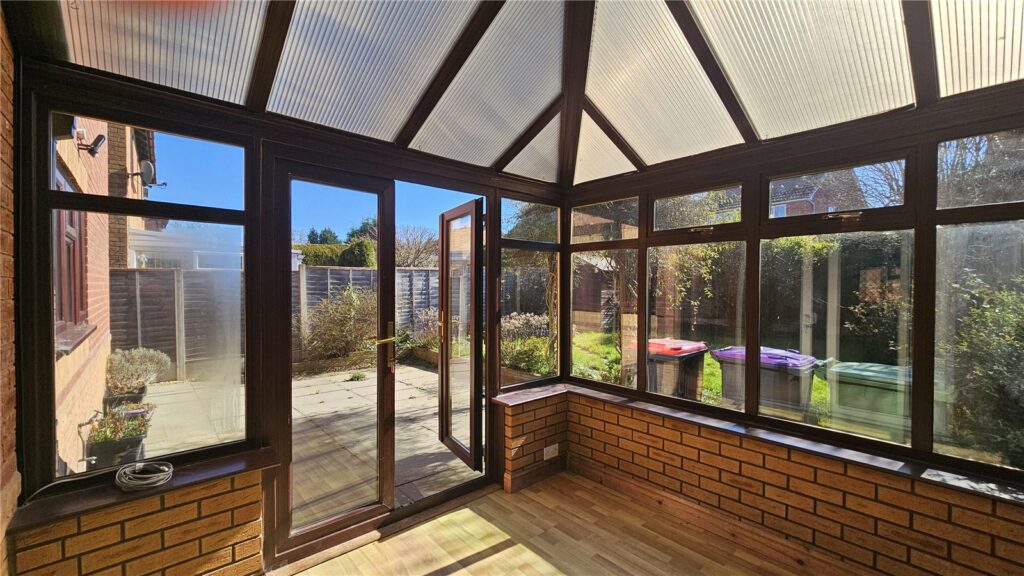 3 Wild Thyme Drive - Picture No. 21