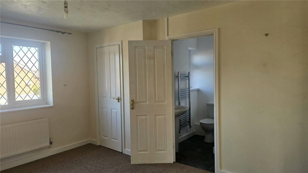 3 Wild Thyme Drive - Picture No. 61