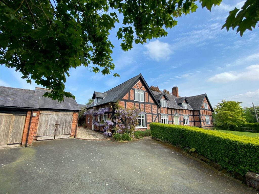 The Laurels, Church Road - 23