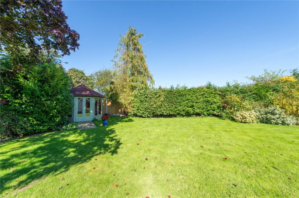 Whiteways, Garmston - Summerhouse