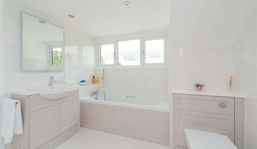 Whiteways, Garmston - Bathroom