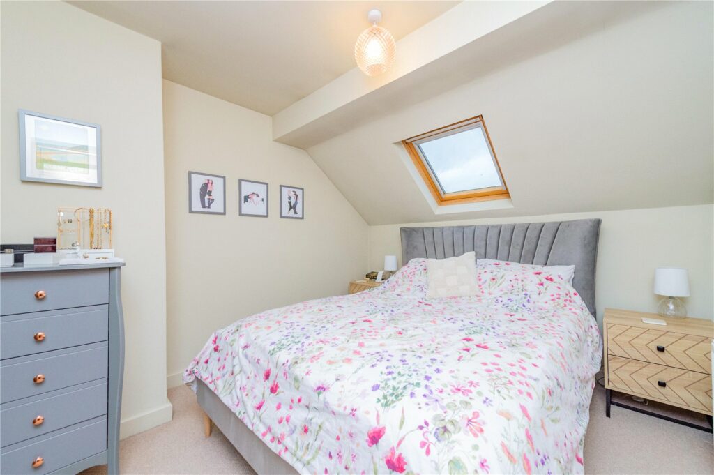 3 Rodington Court - 31