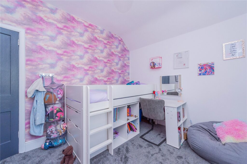 7 Pant Glas - Bedroom