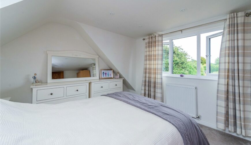 Homestead, Garmston - Bedroom