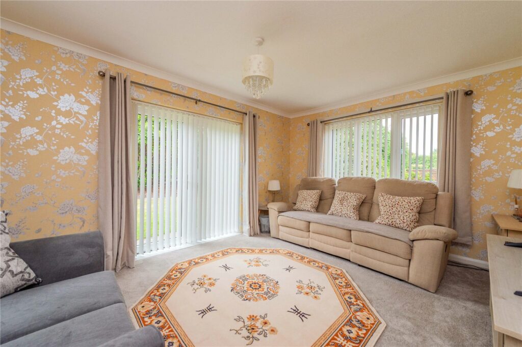 Homestead, Garmston - Lounge