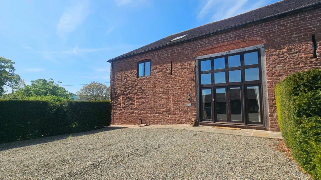Winnow Barn, Golding - Picture No. 61