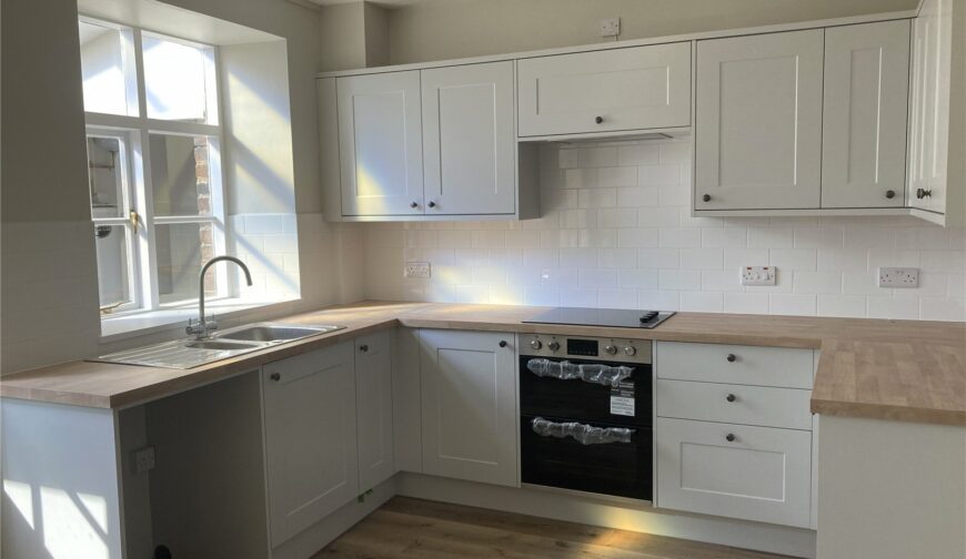 2 Upper Letton Cottage - Picture No. 04