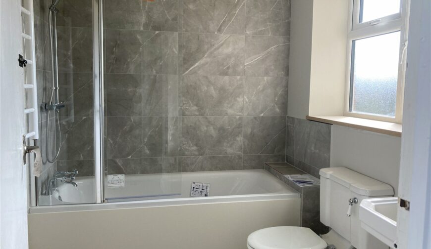 2 Upper Letton Cottage - Picture No. 10