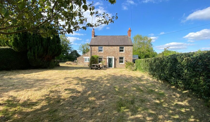 Elbridge Cottage, Elbridge - Picture No. 03