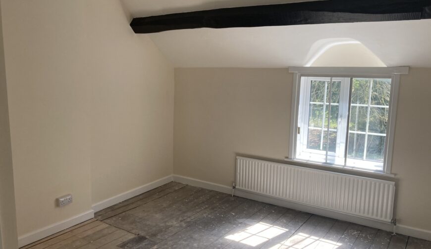 86 Main Road - Picture No. 04