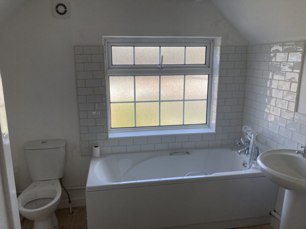 86 Main Road - Picture No. 17