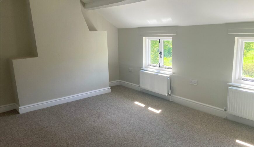 Potlid Cottage, Bucknell - Picture No. 06
