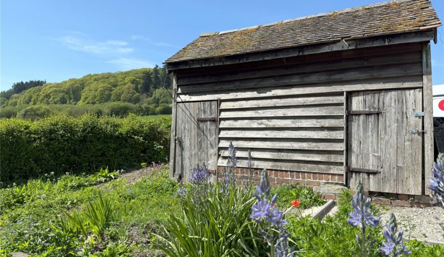 Potlid Cottage, Bucknell - Picture No. 07