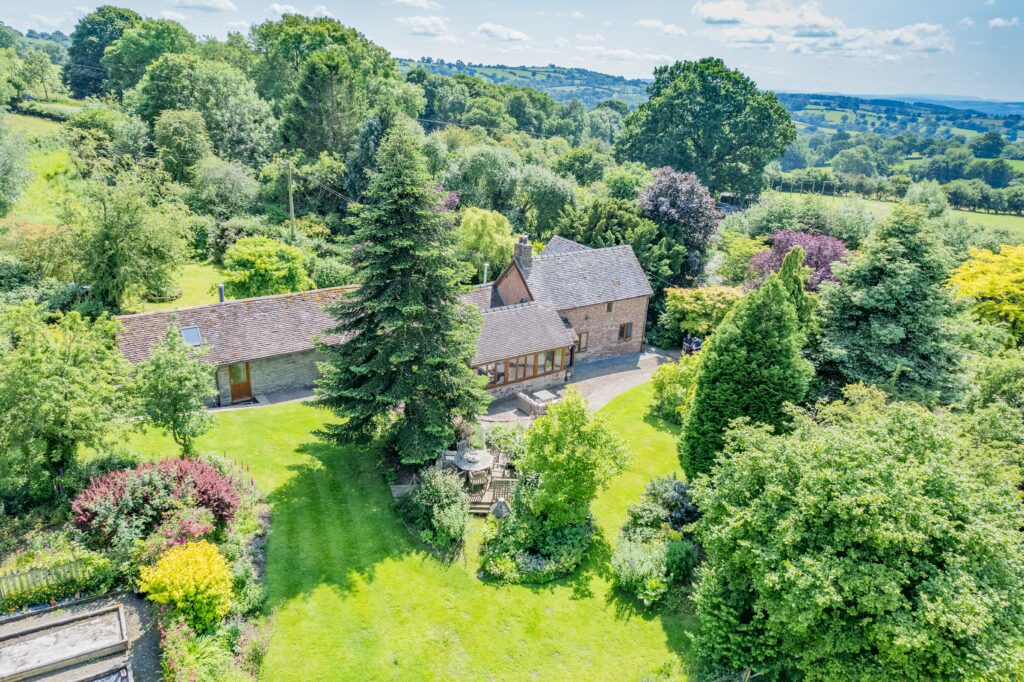 Country home in Area of Outstanding Natural Beauty