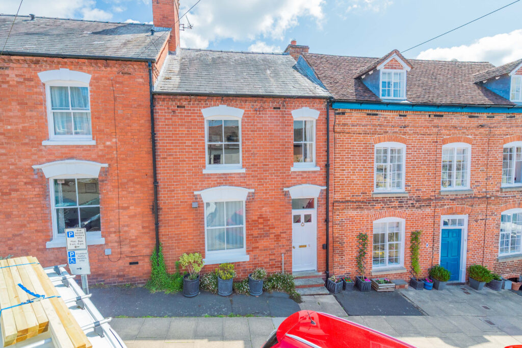 Victorian charm in popular Ludlow location