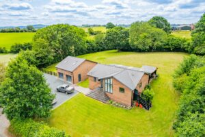 Contemporary living, plus annex set in an acre