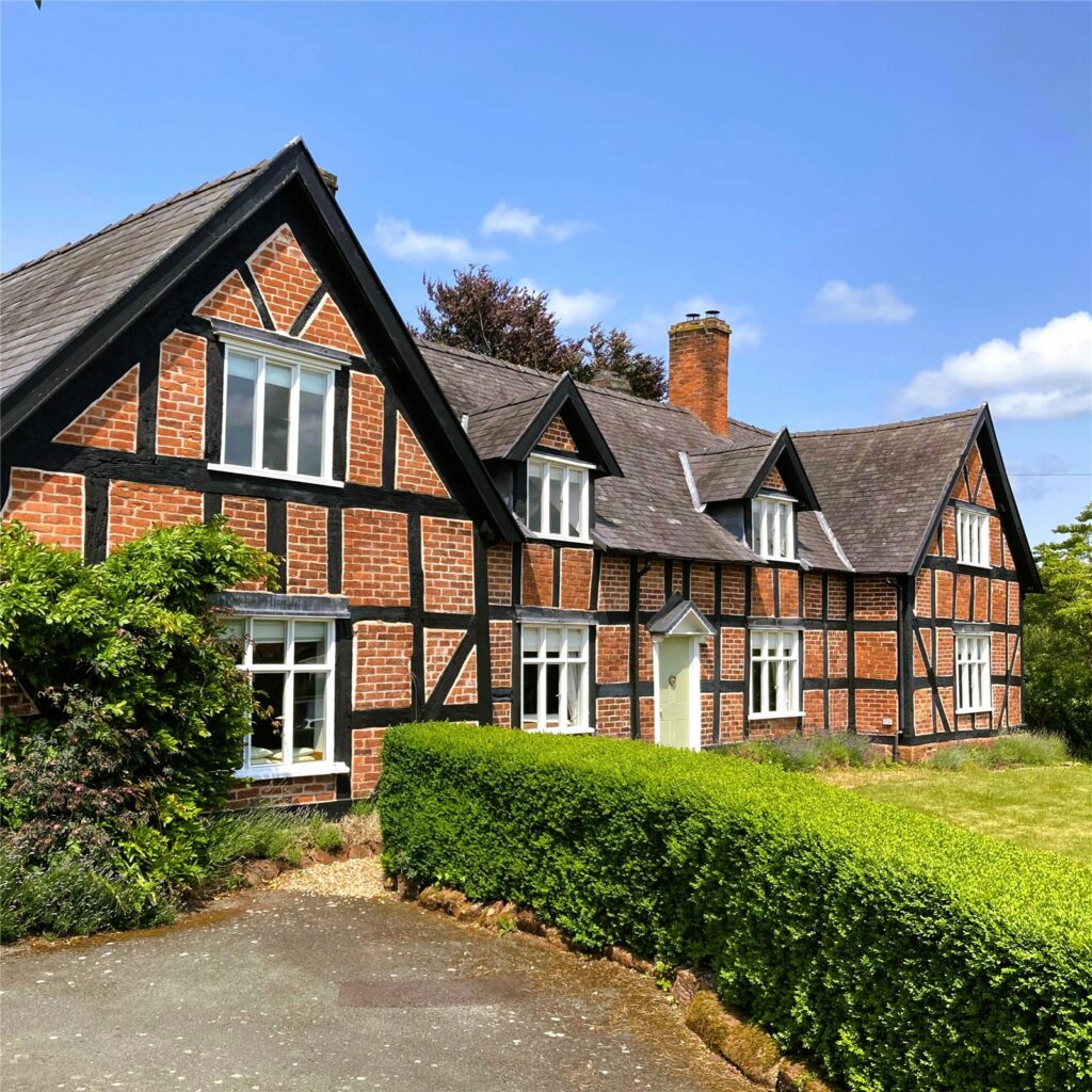 The Laurels, Church Road - 25