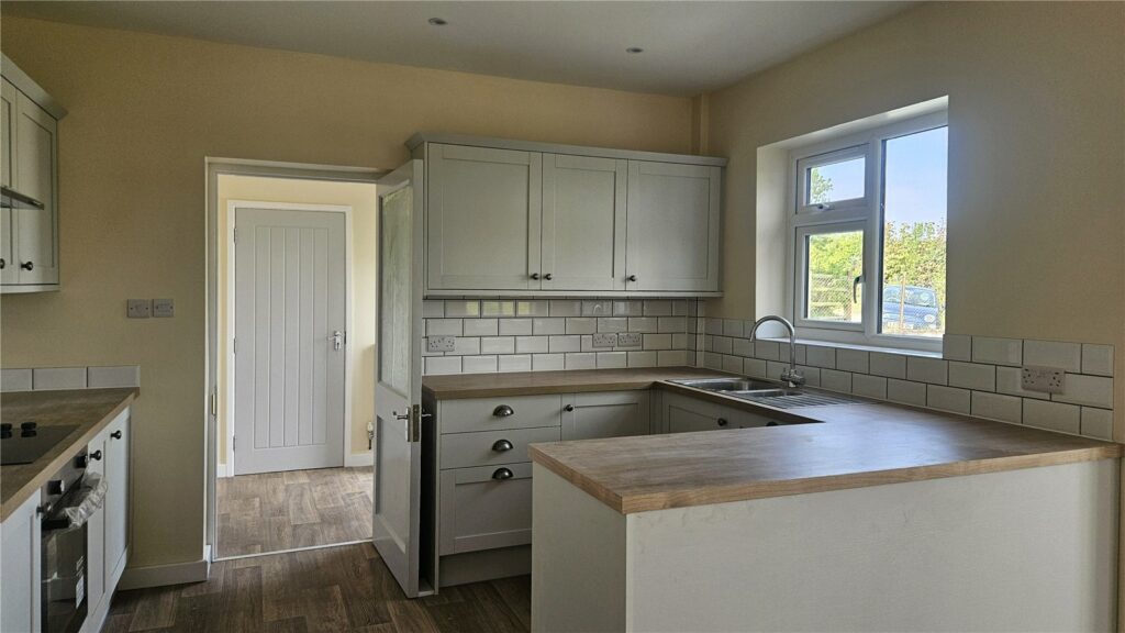 Maydene, Vron Gate - Picture No. 21