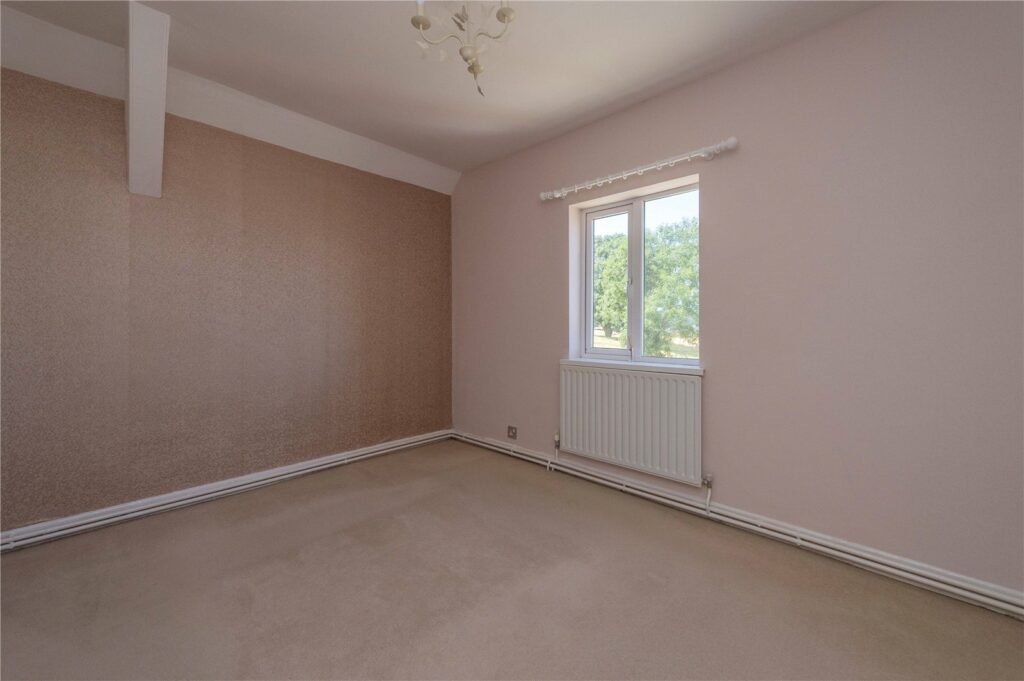 1 Parton Wood, Winnington - Picture No. 38