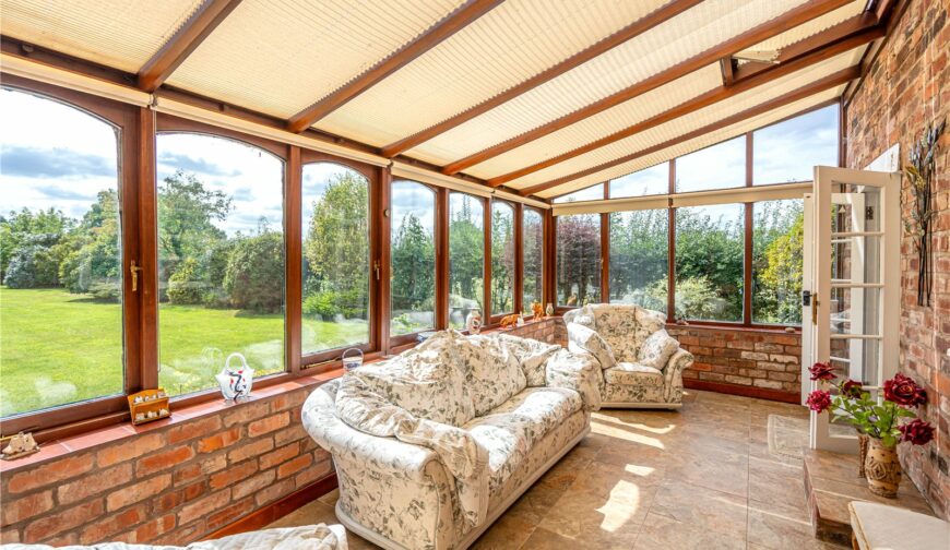 The Hall House, Bleathwood - Picture No. 08