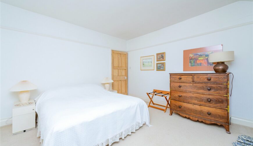 53 Porthill Road - 14