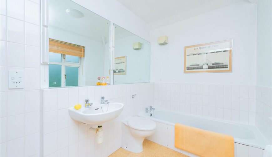 53 Porthill Road - 15