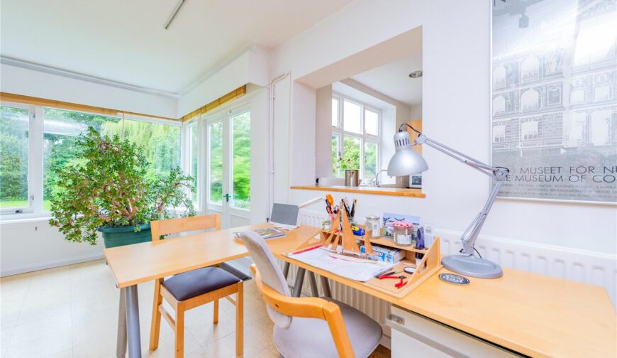 53 Porthill Road - 18