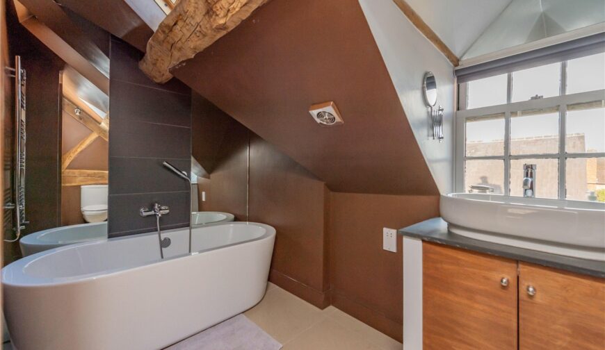 6 Mill Street - Picture No. 13