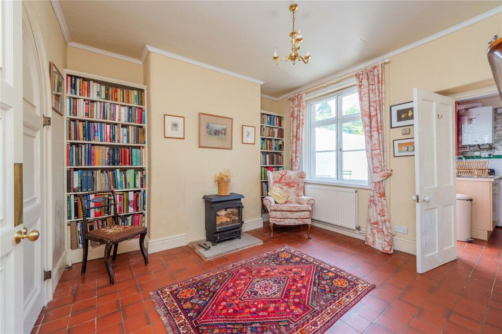 5 Lower Broad Street - Picture No. 04