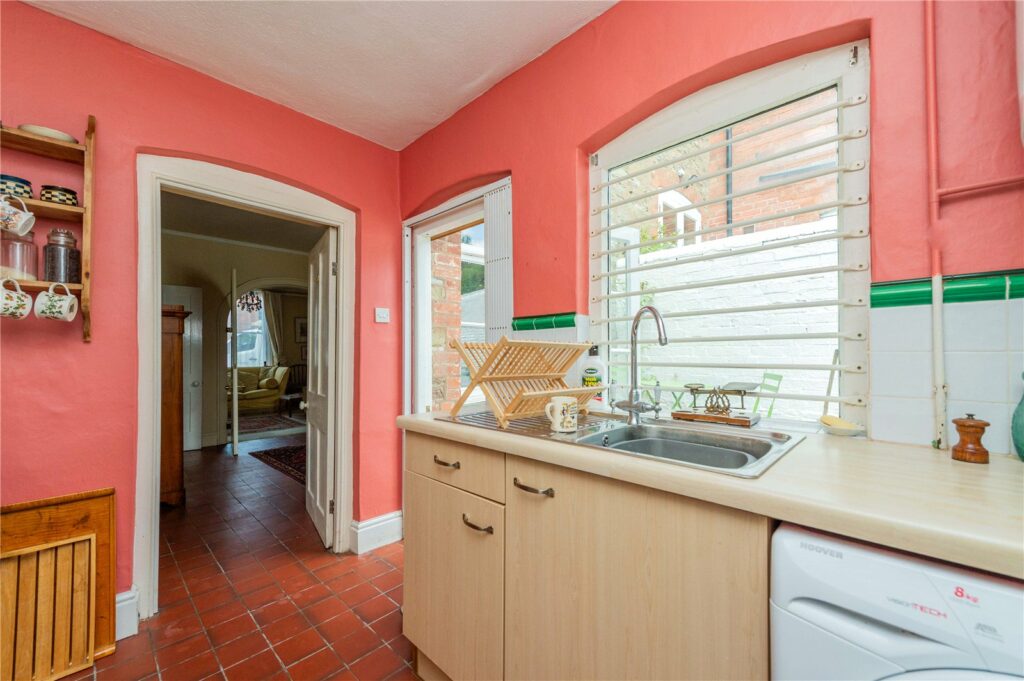 5 Lower Broad Street - Picture No. 10