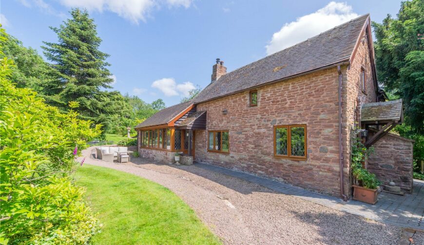 The Plough, Cockshutford - Picture No. 09