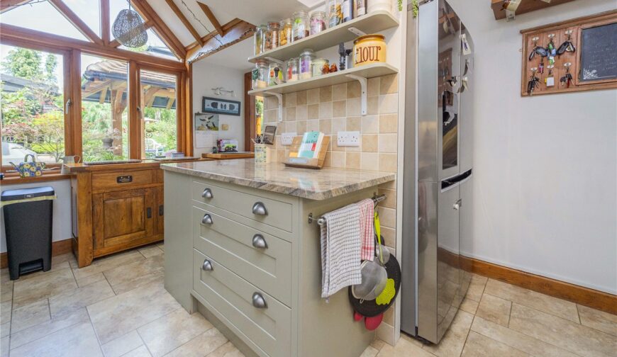 3 Arrow Barns, Eardisland - Picture No. 12