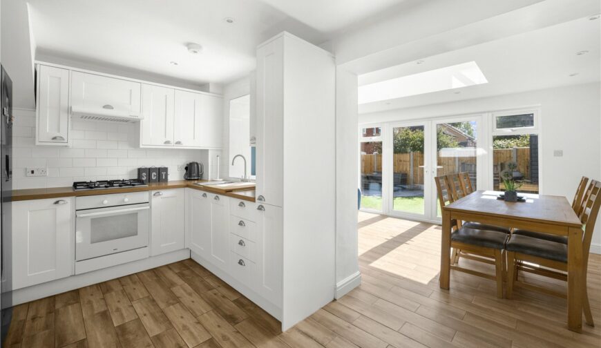 12 Blashfield Road - Picture No. 05