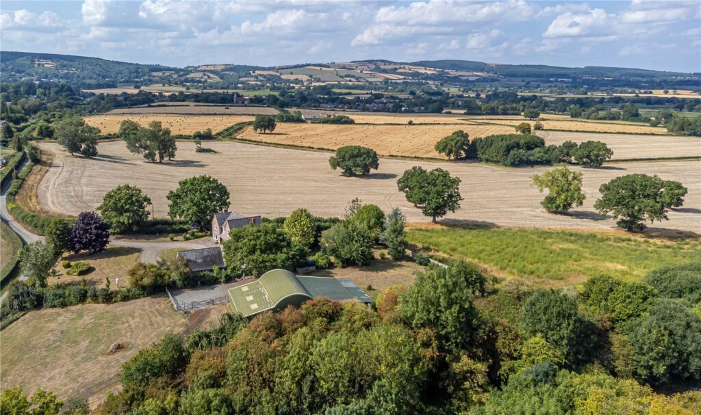 Line Farm, Orleton - Picture No. 04