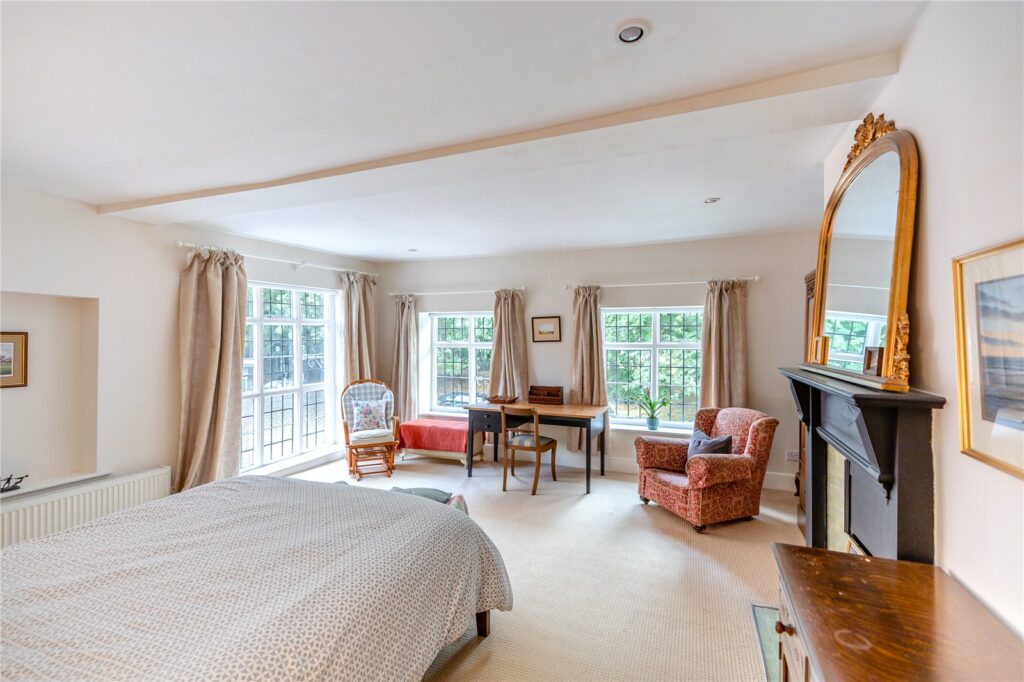 South Park, Abbey Foregate - Principal Bedroom