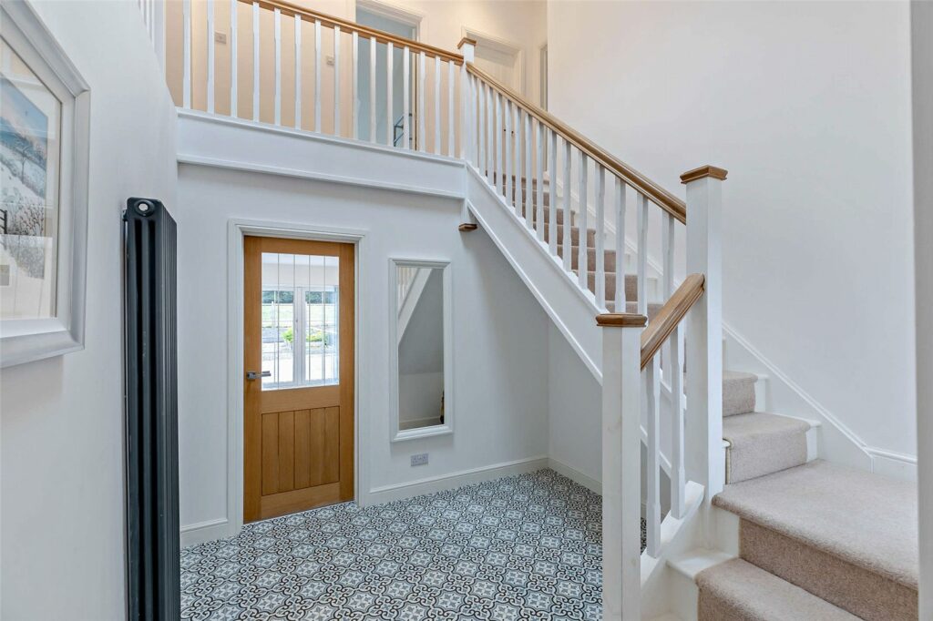 Oxley Cottage, Nobold Lane - Hallway