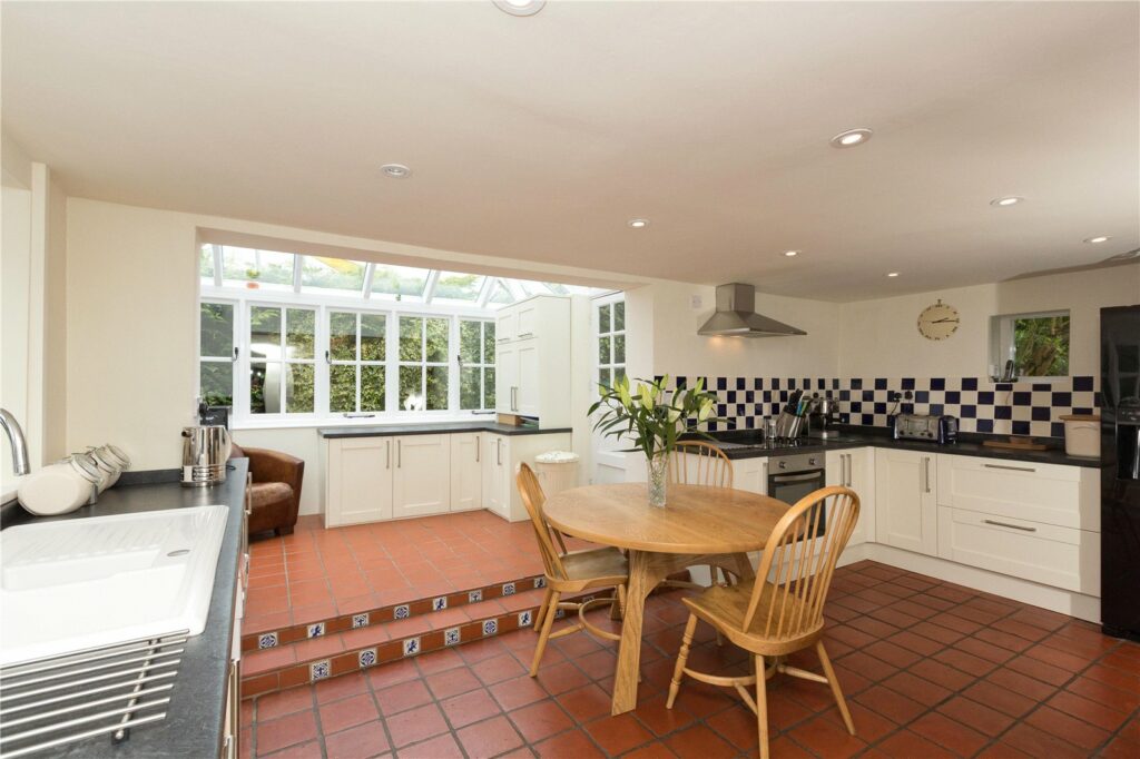 White Cottage, The Alley - Kitchen