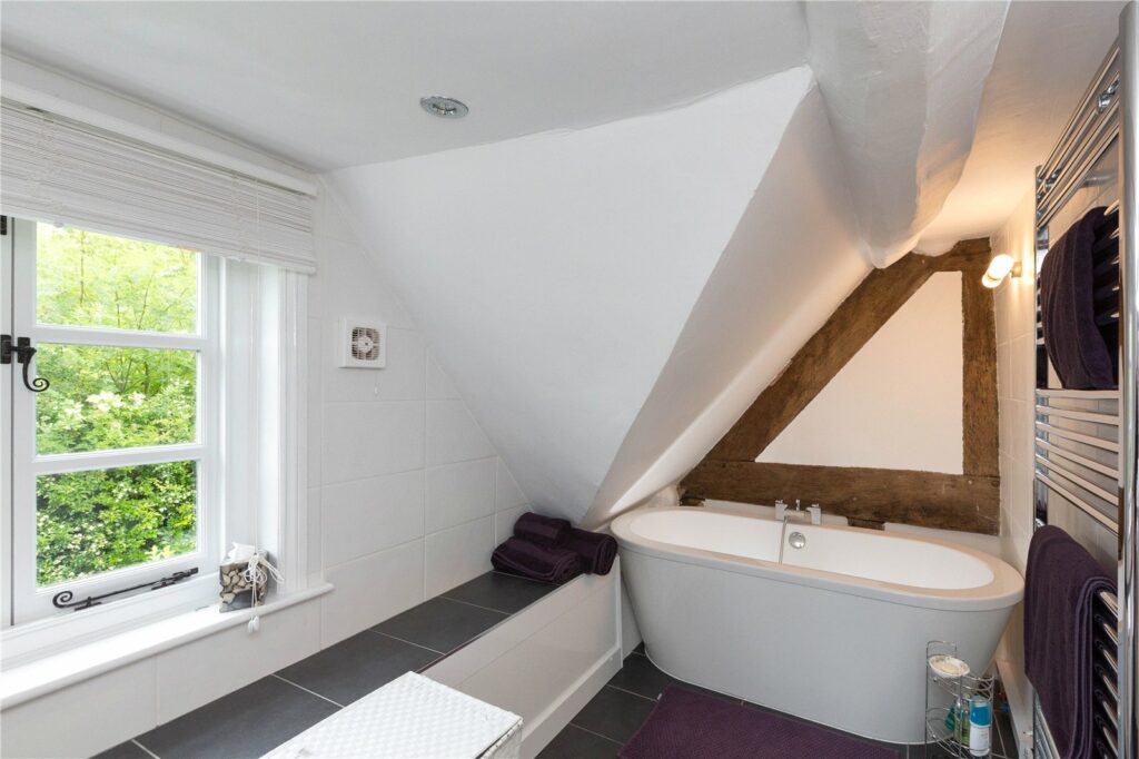 White Cottage, The Alley - Bathroom