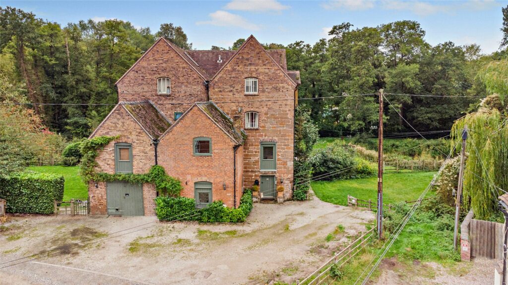Millers Lodge, Rindleford Mill, Rindleford - 19