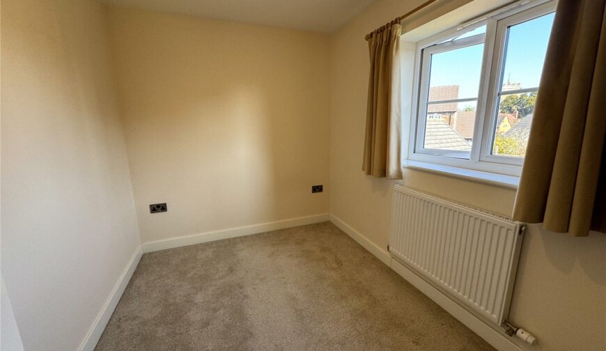 10 Melrose Crescent - Picture No. 27